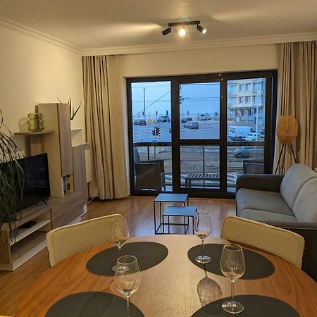 Vista Linda, Leuk Appartement Vlak Bij Zeedijk En Strand ออสเทนด์ ภายนอก รูปภาพ