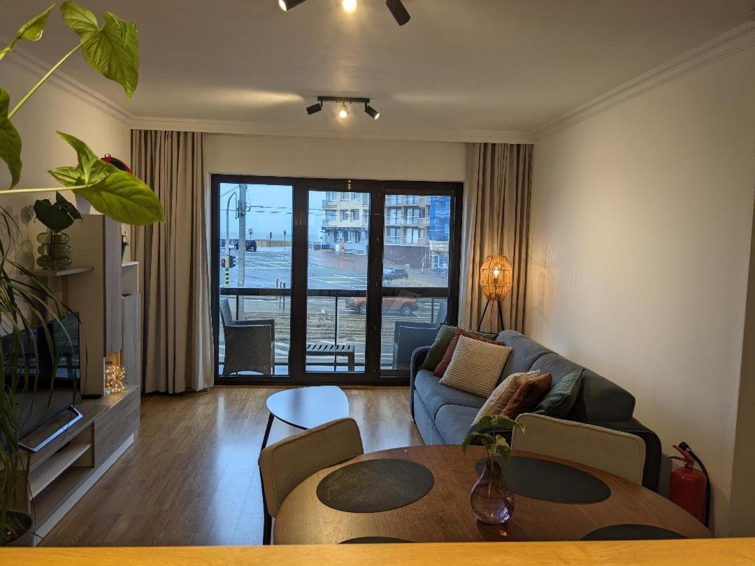 Vista Linda, Leuk Appartement Vlak Bij Zeedijk En Strand ออสเทนด์ ภายนอก รูปภาพ