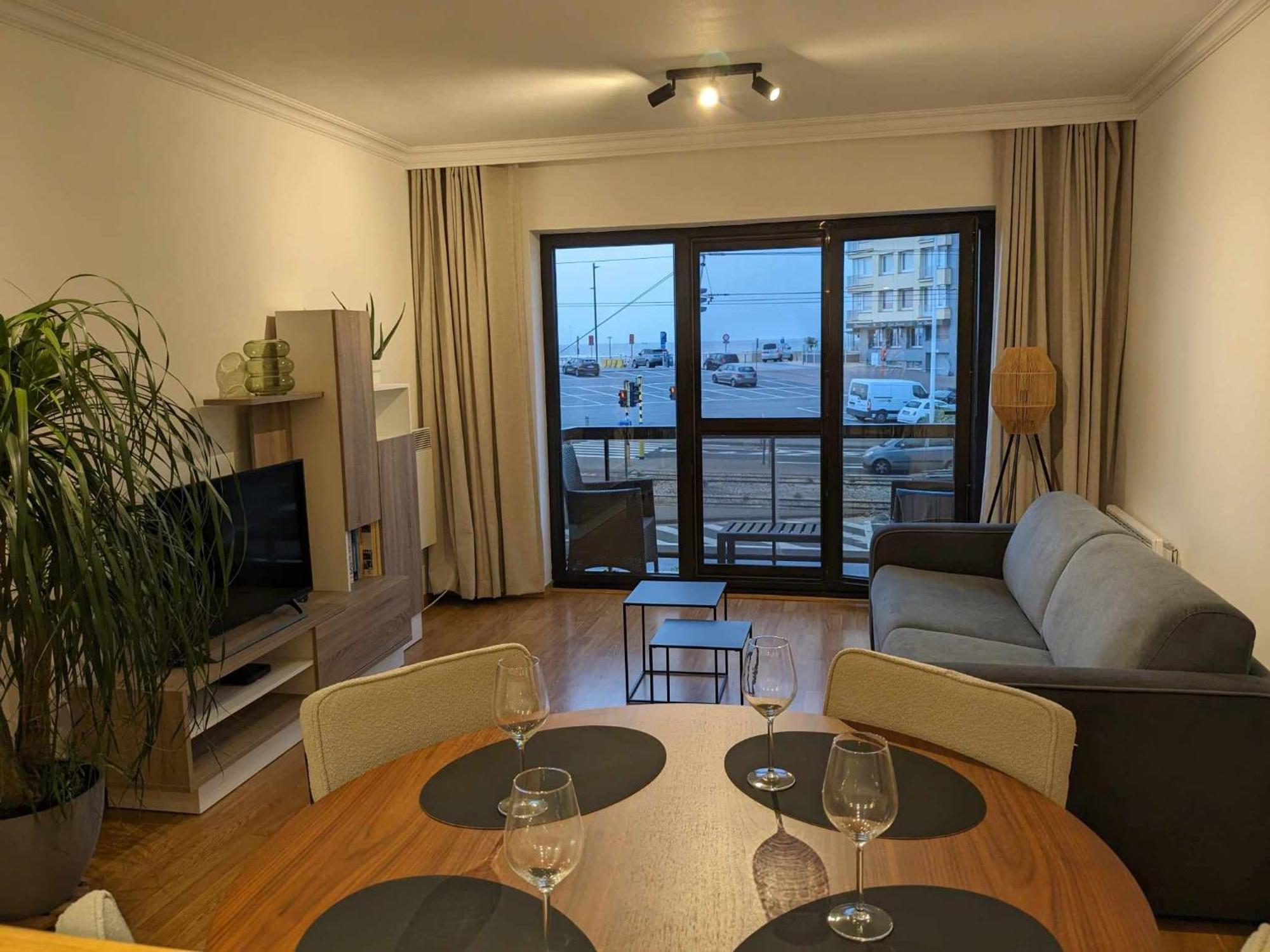 Vista Linda, Leuk Appartement Vlak Bij Zeedijk En Strand ออสเทนด์ ภายนอก รูปภาพ