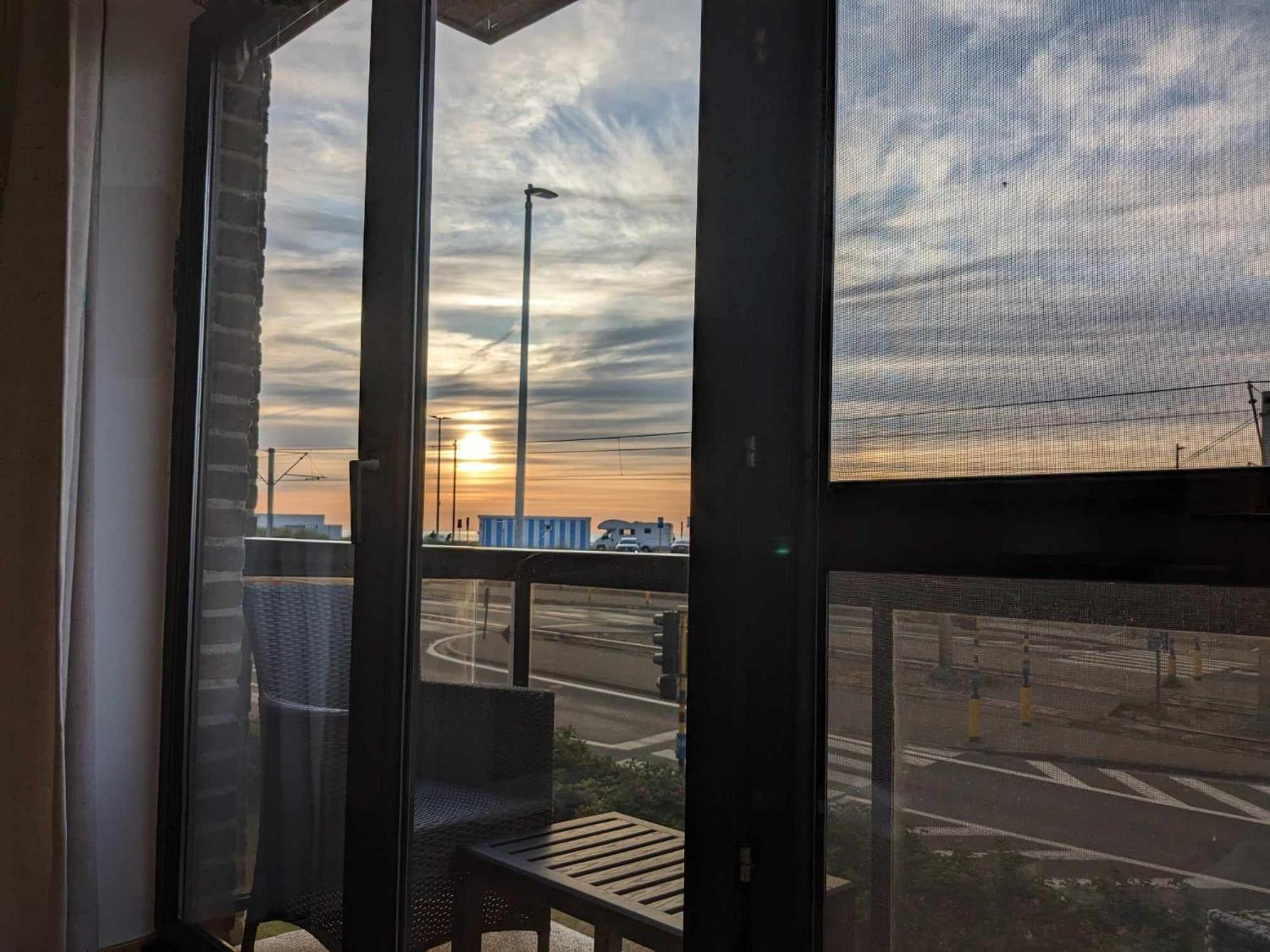 Vista Linda, Leuk Appartement Vlak Bij Zeedijk En Strand ออสเทนด์ ภายนอก รูปภาพ