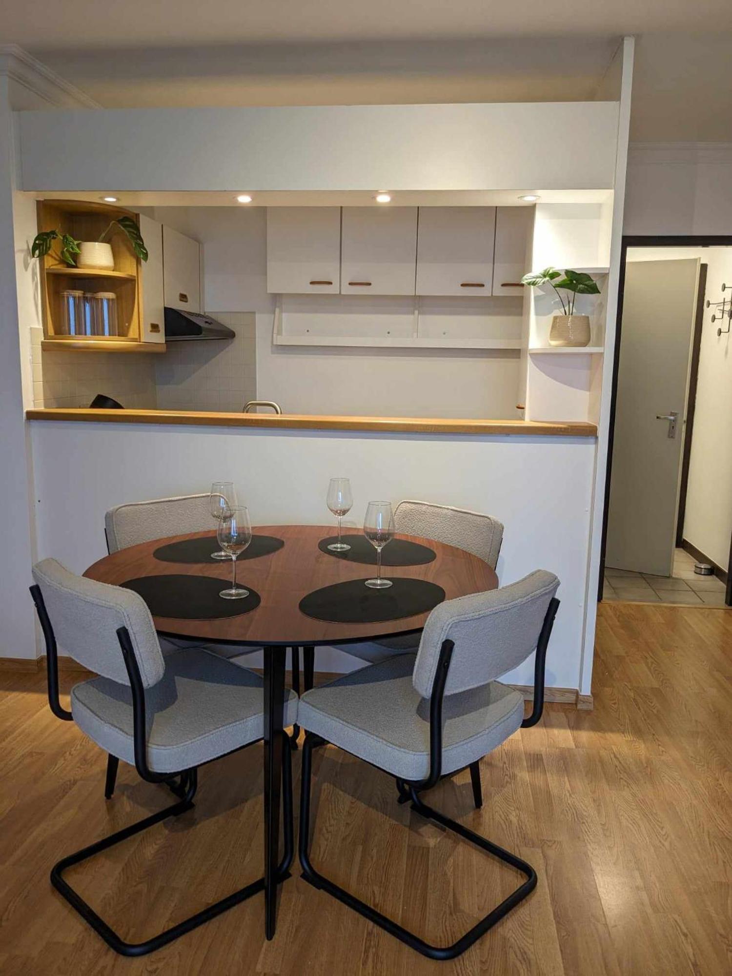 Vista Linda, Leuk Appartement Vlak Bij Zeedijk En Strand ออสเทนด์ ภายนอก รูปภาพ